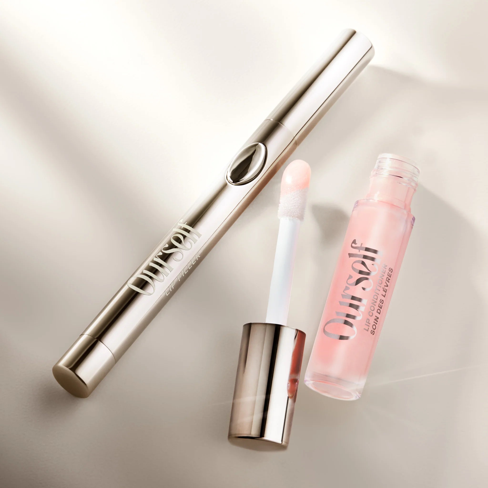 OURSELF THE LIP PLUMPING AND ENHANCING REGIMEN Fuller Lips + Glossy Finish